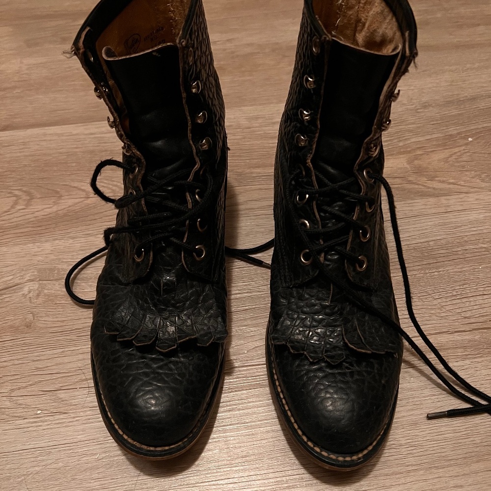 Rare Embossed Vintage Leather Justin’s Boots
